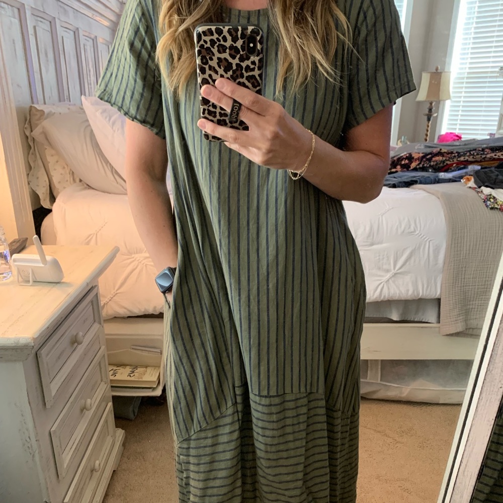 Vasna maxi dress with pockets and back slit size M